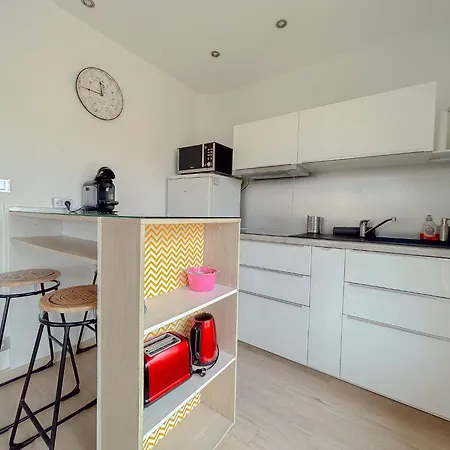 شقة Appt Lumineux Avec Terrasse Coeur De 35 M² *