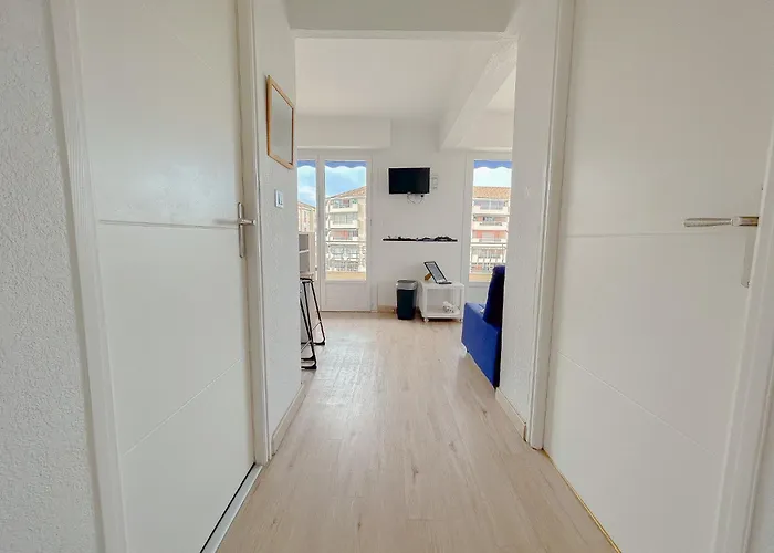 Appt Lumineux Avec Terrasse Coeur De 35 M² *